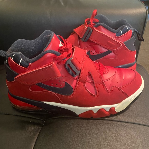 Nike Air Force Max CB Gym Red size 11 Athletic Shoes